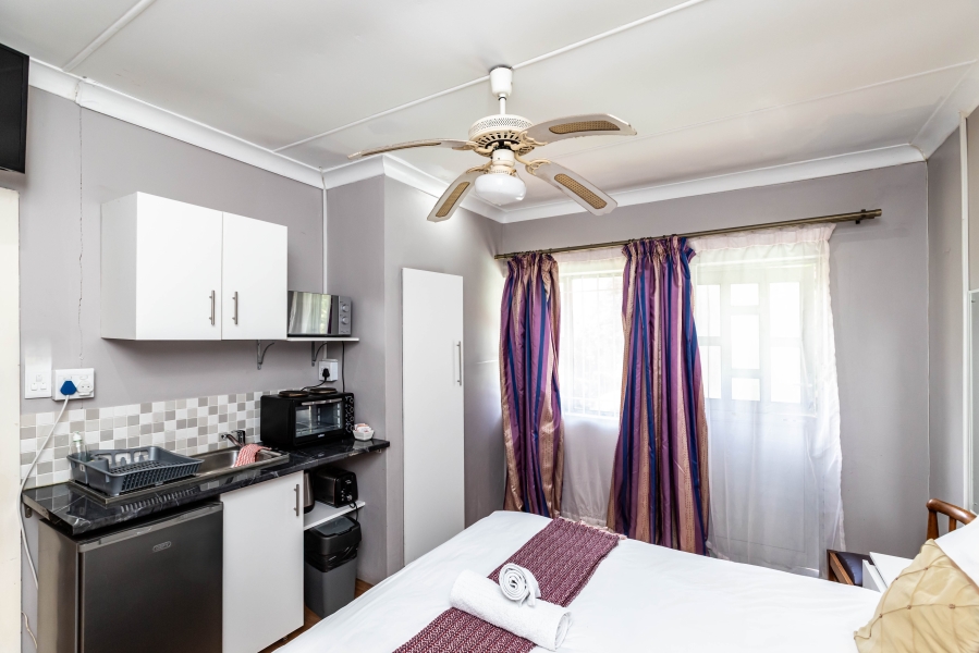 4 Bedroom Property for Sale in Beacon Bay Eastern Cape